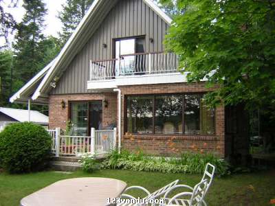 Annonces classees img:preview Location chalet bord de lac (Mandeville/Lanaudière)